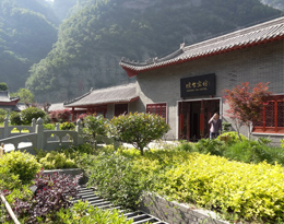 䮔(dng)ɽ̫;ע׃ΣU